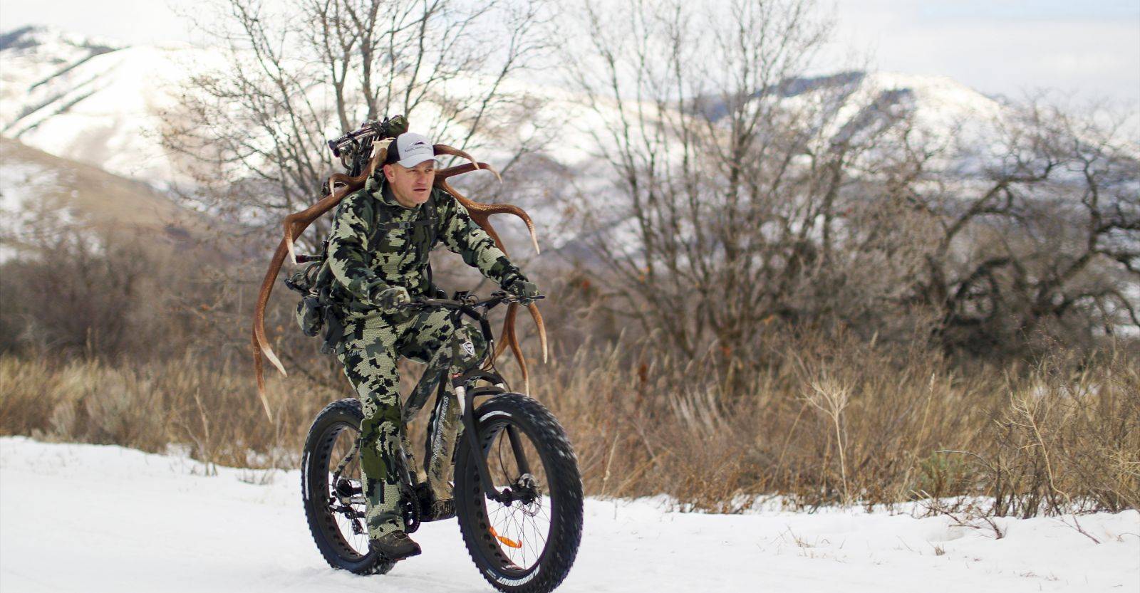Consejos para montar en eBike en invierno: de la nieve al frío, caza más seguro